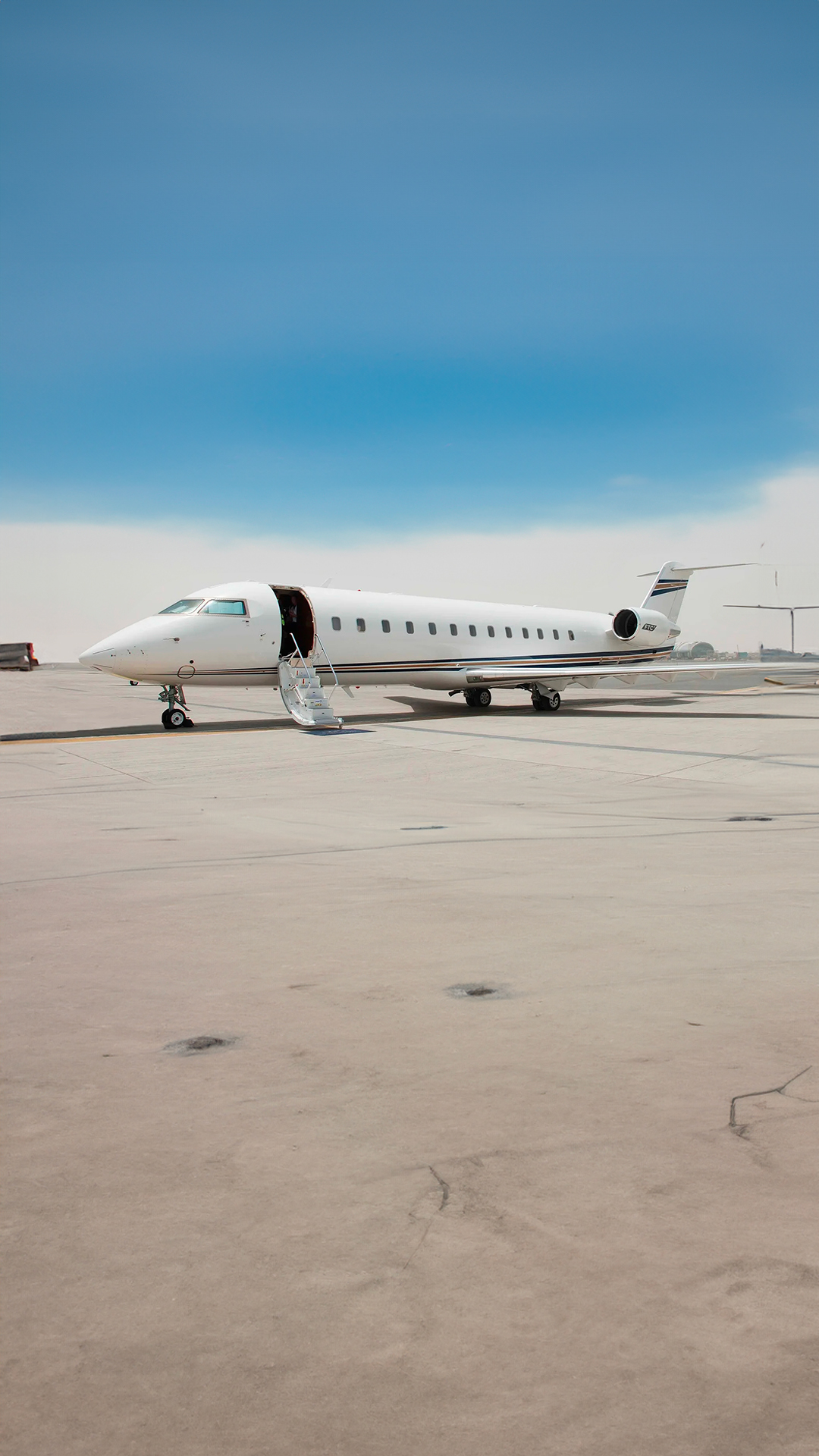 BOMBARDIER CHALLENGER 850